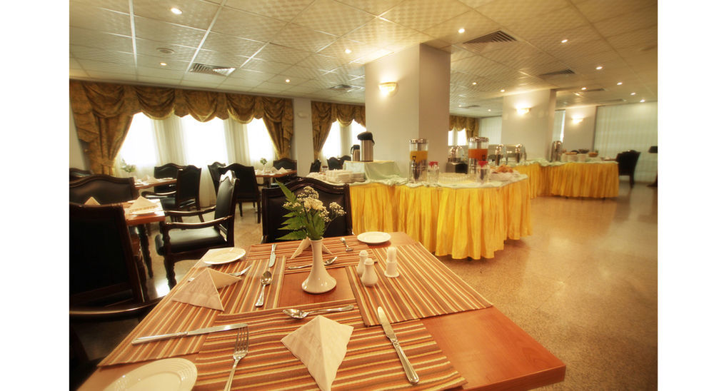 City Inn Al Seef Ad Dawhah Esterno foto